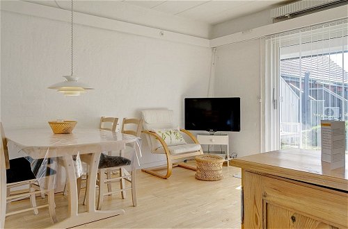 Photo 20 - 4 Person Holiday Home in Aakirkeby