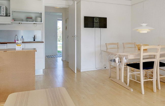 4 Person Holiday Home in Aakirkeby - Foto 31