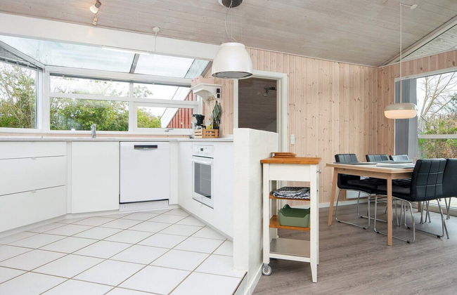 6 Person Holiday Home in Bjert-by Traum - Photo 5