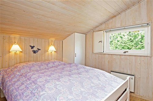 Foto 11 - 6 Person Holiday Home in Bjert