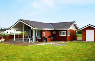 Photo 1 - 6 Person Holiday Home in Hemmet