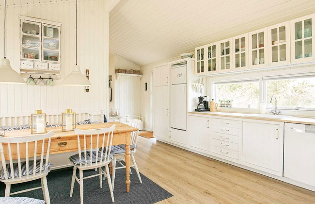 6 Person Holiday Home in Saltum - Foto 14