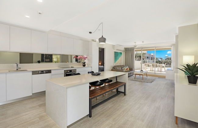 Elouera Tower Beachfront Apartments - Foto 23