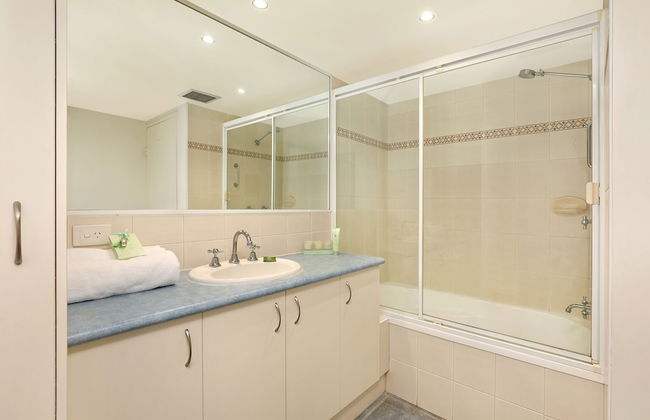 Elouera Tower Beachfront Apartments - Foto 39