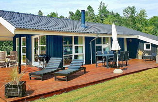 Foto 1 - 6 Person Holiday Home in Jerup