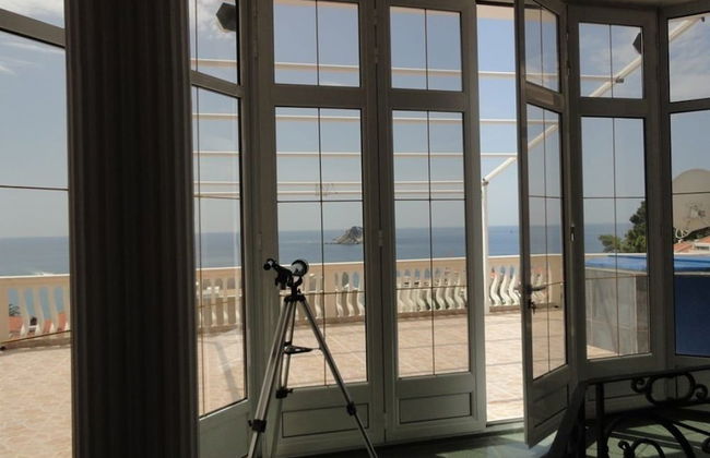 Petrovac Villa With Pool - Photo 18