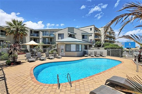 Foto 25 - Sea Breeze Luxury Holiday Apartment Accommodation