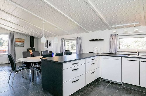 Photo 12 - 8 Person Holiday Home in Vejers Strand