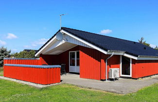 Photo 1 - 8 Person Holiday Home in Vejers Strand