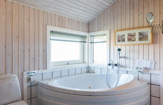 Photo 3 - 6 Person Holiday Home in Hvide Sande