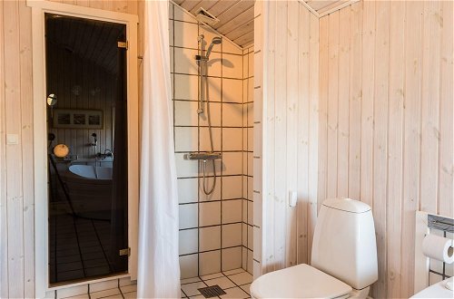 Photo 14 - 6 Person Holiday Home in Hvide Sande