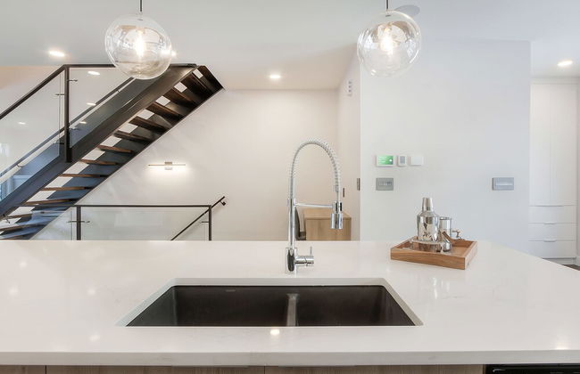 New Luxury Townhome 27 - Foto 17