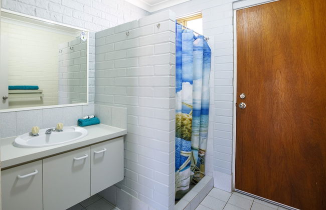 Shark Bay Seafront Apartments - Foto 40