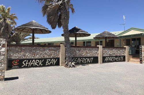 Foto 55 - Shark Bay Seafront Apartments