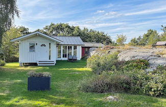 Foto 1 - 7 Person Holiday Home in Hakenaset