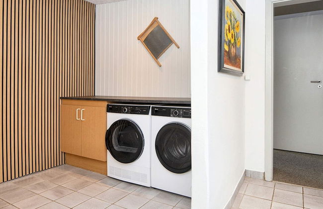 7 Person Holiday Home in Bredebro - Foto 21