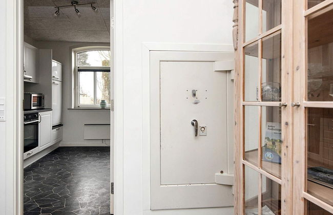 7 Person Holiday Home in Bredebro - Foto 17