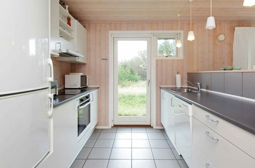 Photo 3 - 8 Person Holiday Home in Blavand