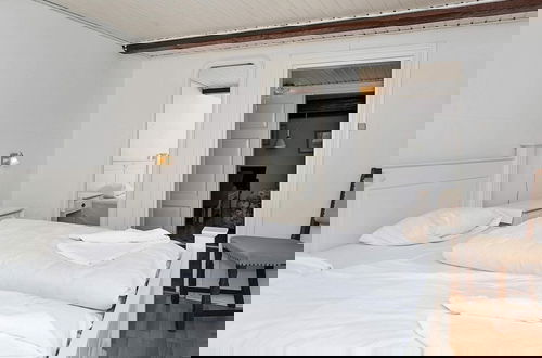 Foto 14 - 6 Person Holiday Home in Hojer