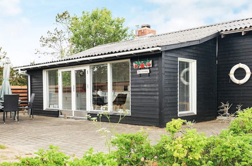 Photo 20 - Spacious Holiday Home in Strøby near Beach