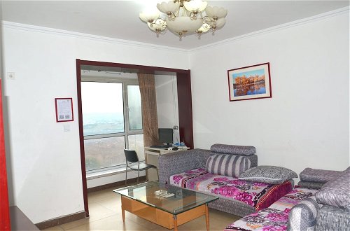 Foto 3 - Lanzhou Longshang Mingzhu Apartment Two-bedroom suite