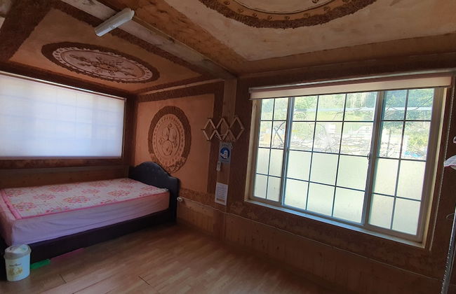 Ulleung Haeoreum Pension - Photo 12