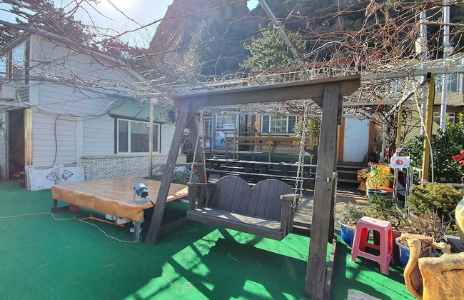 Ulleung Haeoreum Pension - Photo 60