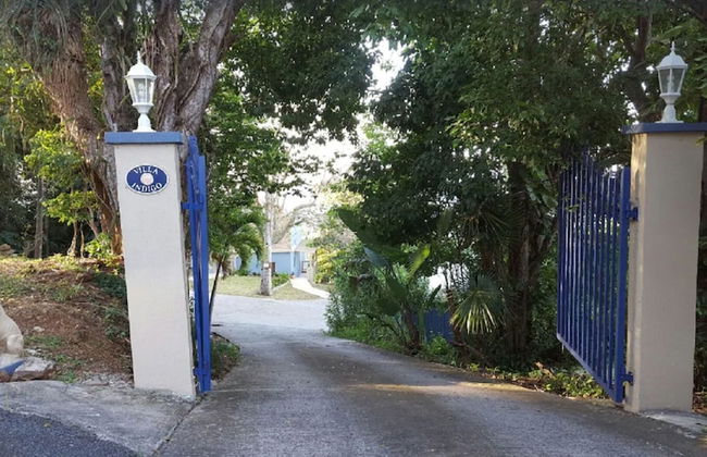 The Cottage at Villa Indigo - Photo 6