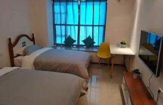 Photo 3 - Goodview Apartment Hotel