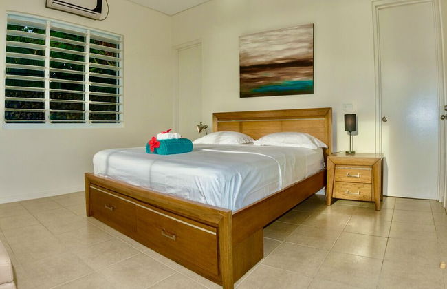 Tropical Haven - Photo 2