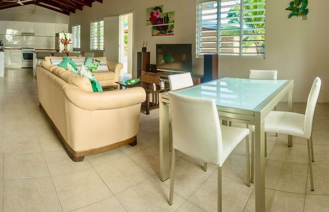 Tropical Haven - Photo 5