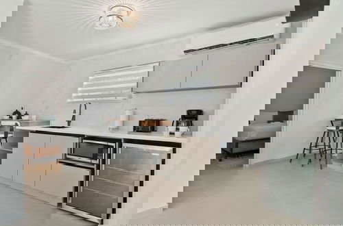 Photo 58 - Massive Oceanfront Villa - Spa - Sauna - Gameroom - Malmok!