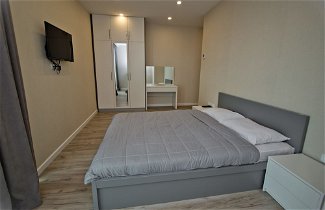 Photo 2 - Bellevue Residence Suites