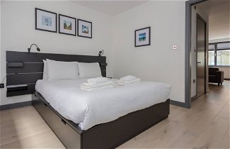 Photo 1 - Stylish 1 Bedroom Apartment in Holborn in a Great Location