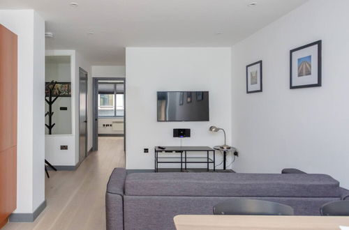 Foto 7 - Stylish 1 Bedroom Apartment in Holborn in a Great Location