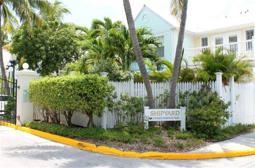 Photo 41 - Key West Charming by Avantstay Communal Pool Gated Community Near Fort Zachary Taylor Park Week Long Stays