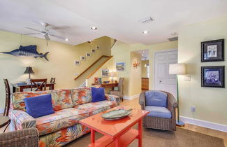 Photo 1 - Key West Casa by Avantstay Communal Pool BBQ & Patio Near Duval Street Week Long Stays Only