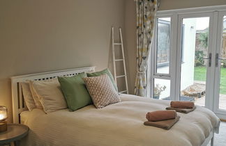 Photo 3 - Iona 4 bed Luxury in the Heart of Bracklesham Bay