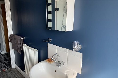 Photo 15 - Toothbrush Apartments - 2 Bed 1 Bath Apt