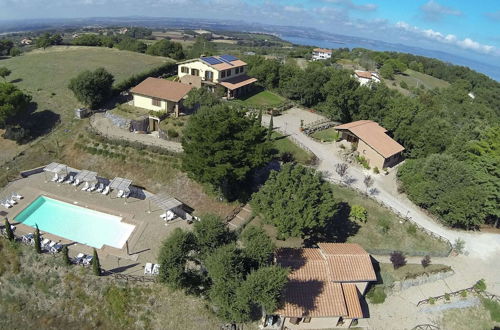 Photo 18 - Belvilla by OYO Mansion in Montefiascone With Pool