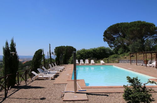 Photo 15 - Belvilla by OYO Mansion in Montefiascone With Pool