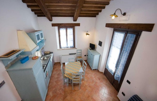 Mansion in Montefiascone With Swimming Pool - Photo 14