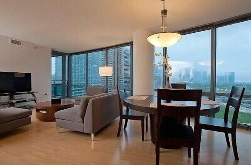 Photo 12 - Chicago Downtown Condo - Michigan Ave Suite ID 14-15