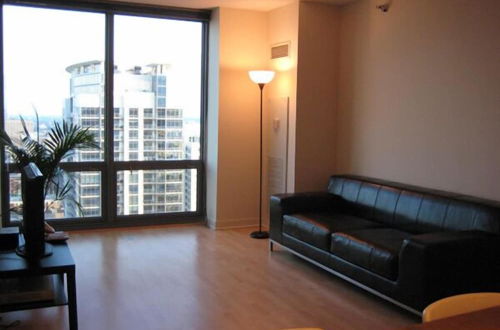 Photo 10 - Chicago Downtown Condo - Michigan Ave Suite ID 14-15