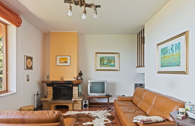 Belvilla by OYO Quaint Villa in Carini With Garden - Photo 1