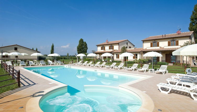 Photo 1 - Le Rondini apt With Shared Pool