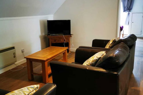 Photo 14 - Nice big 2 Double Bedroom Apartment in the Town