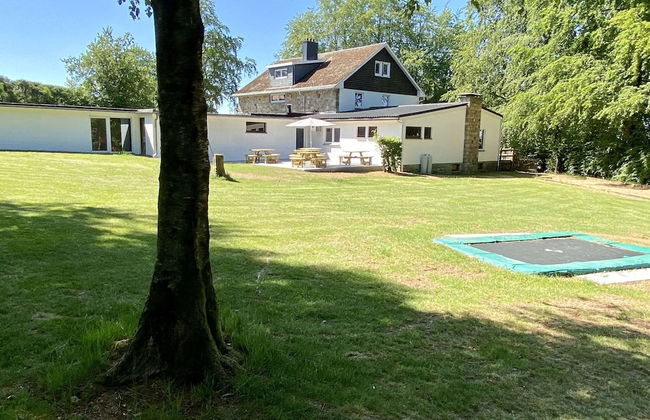 Luxury Holiday Home With Sauna Near Forest in Ovifat - Foto 18