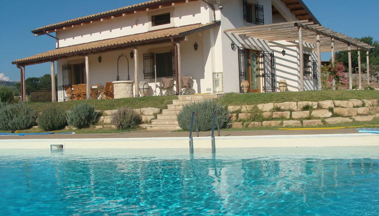 Photo 1 - Apartment in Countryside Villa With Pool Within the Se Sicilian Barocco Area