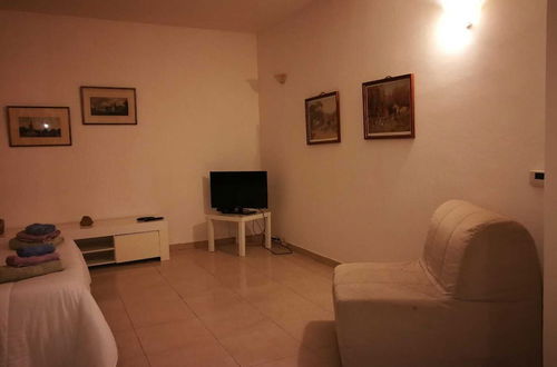 Foto 4 - Apartment in Countryside Villa With Pool Within the Se Sicilian Barocco Area